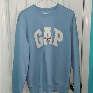 Gap sweater